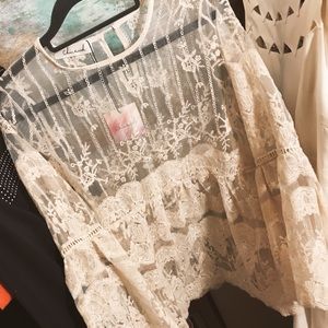 Lace Bell-Sleeve Babydoll Tunic